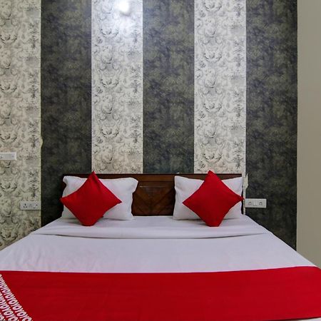 Hotel Yash House New Delhi Exterior foto