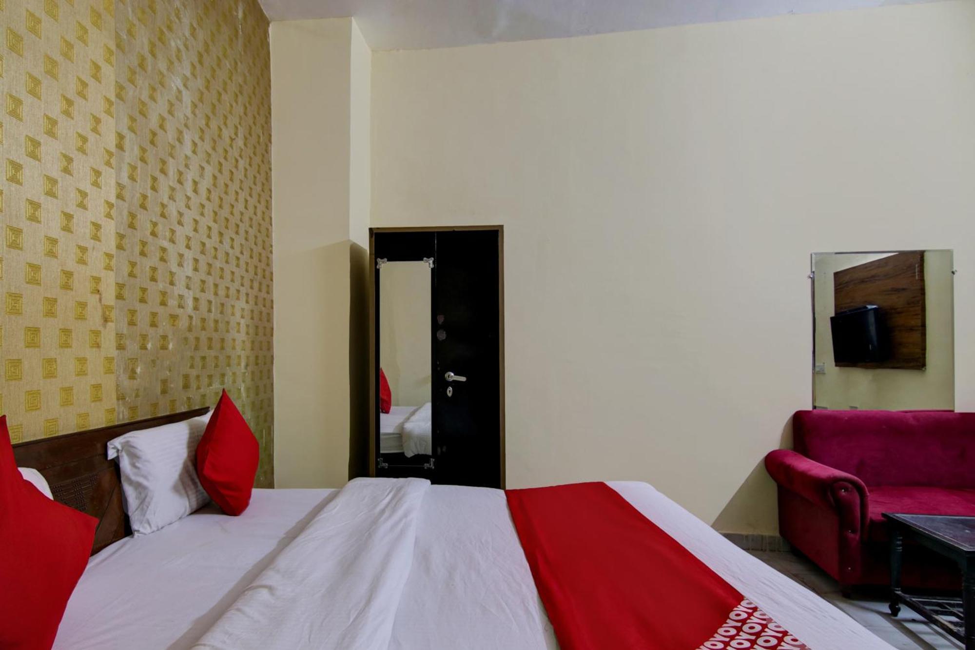 Hotel Yash House New Delhi Exterior foto
