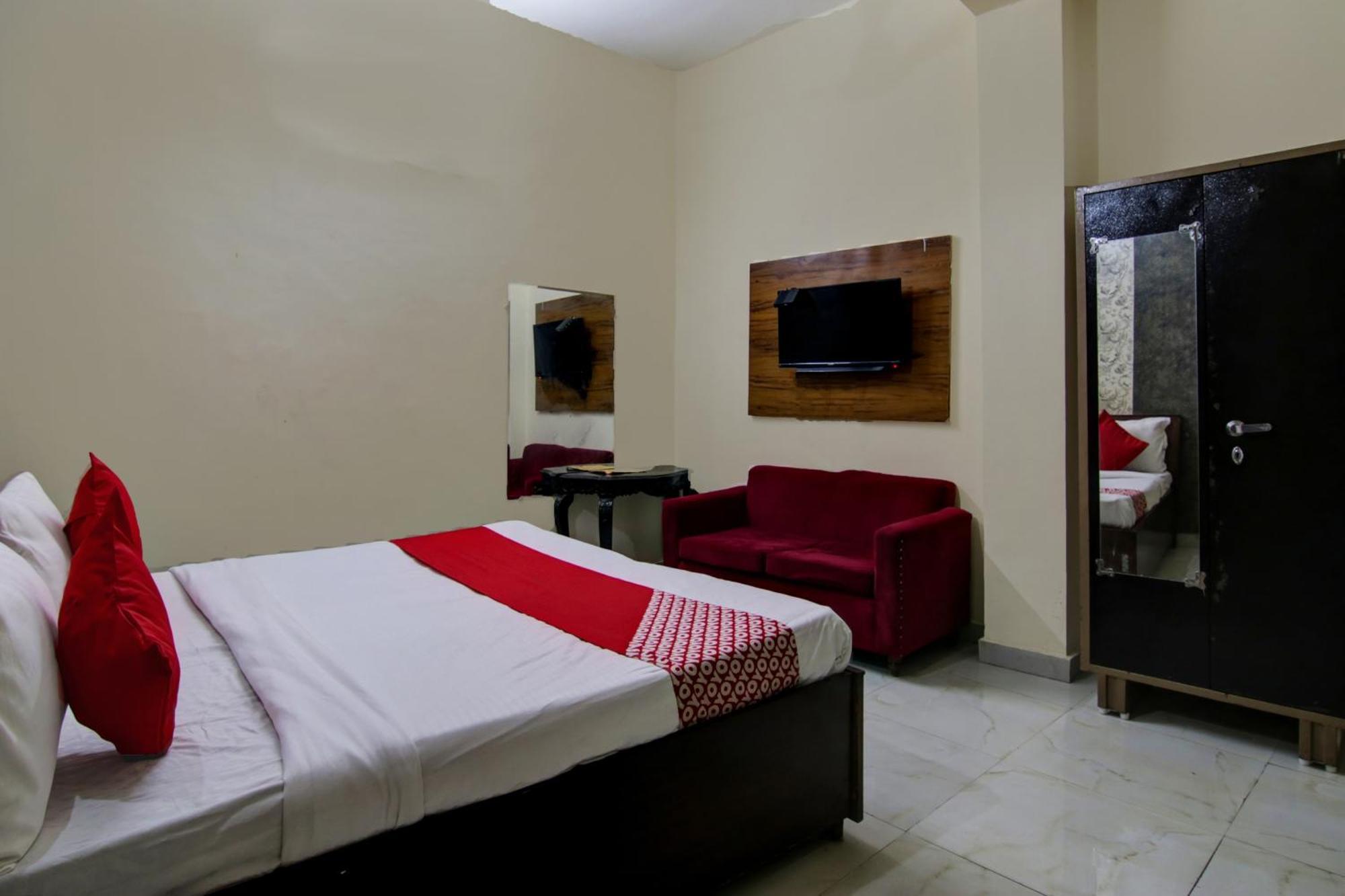 Hotel Yash House New Delhi Exterior foto