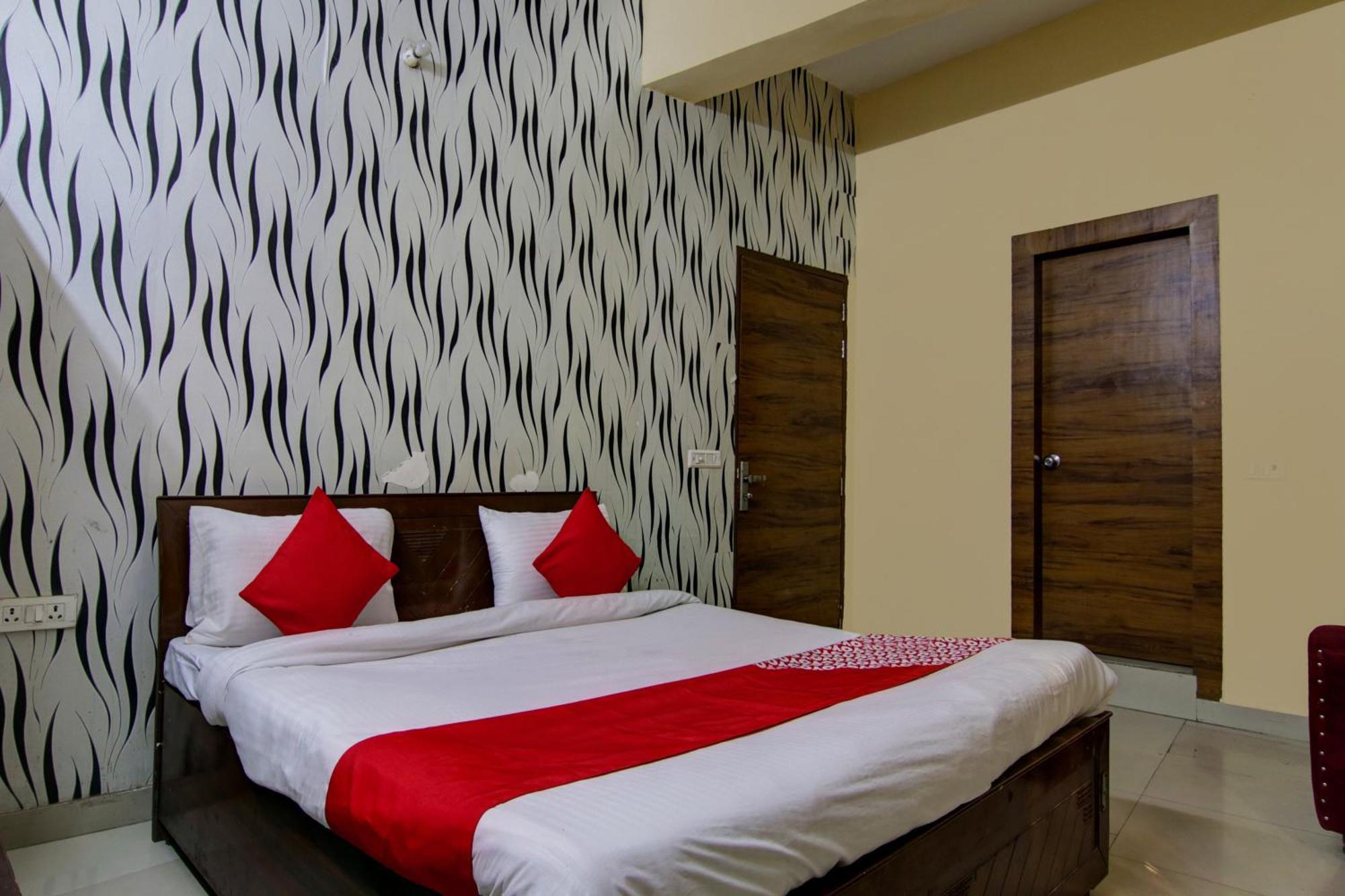 Hotel Yash House New Delhi Exterior foto