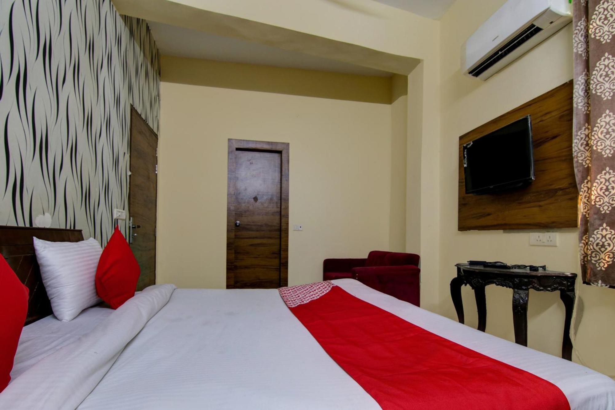 Hotel Yash House New Delhi Exterior foto